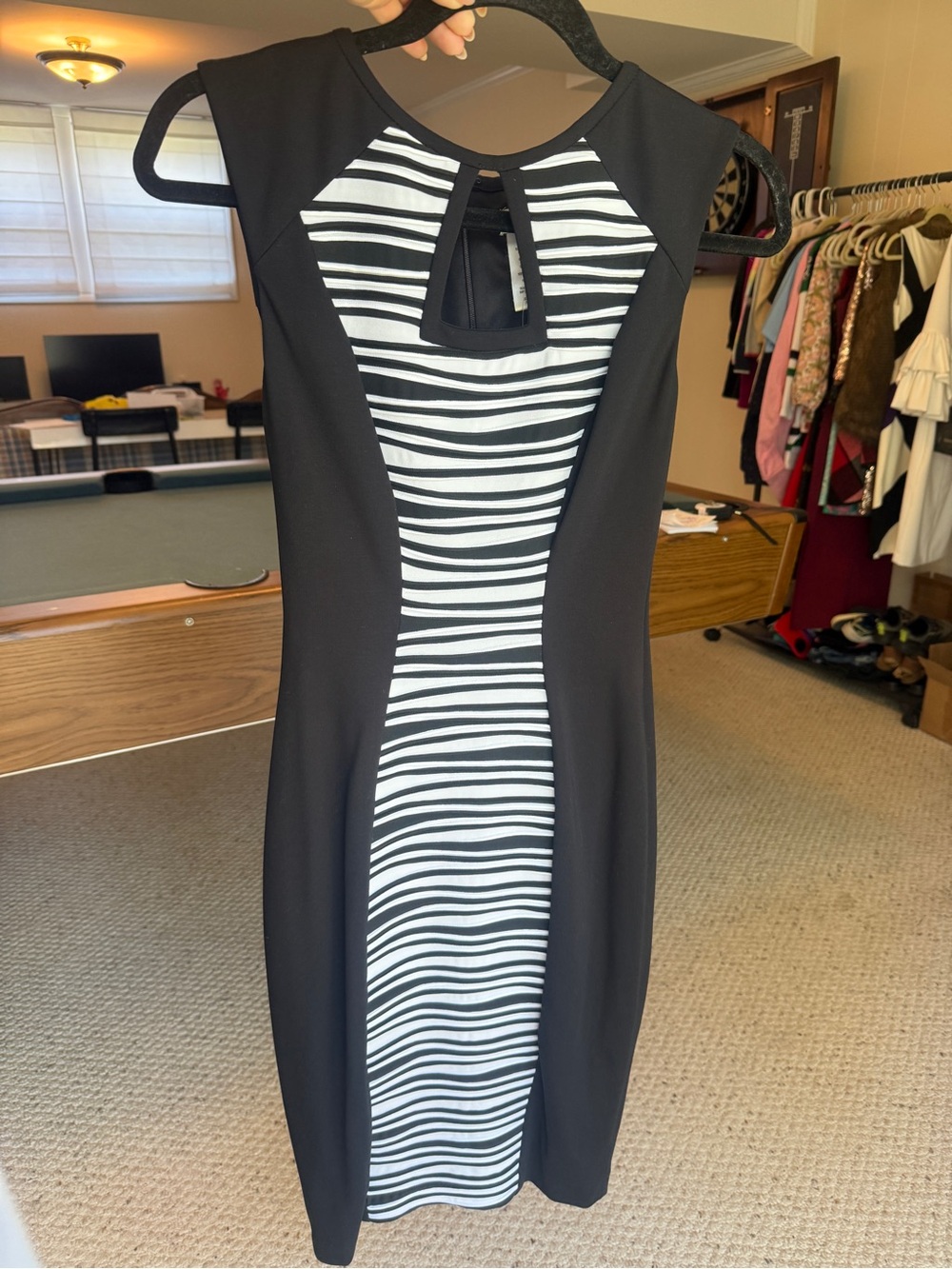 NWT Cache Black White Striped Colorblock Bodycon Sheath Dress Size 0